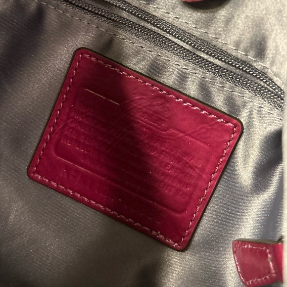 Purple Coach Madison Gathered Sateen Signature Maggie Shoulder Bag - Picture 4 of 7